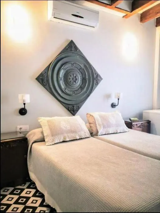 Typical Sevillan 2 Bedroom Unit Villa Seville
